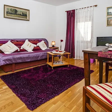 Apartamento Main Street Carera